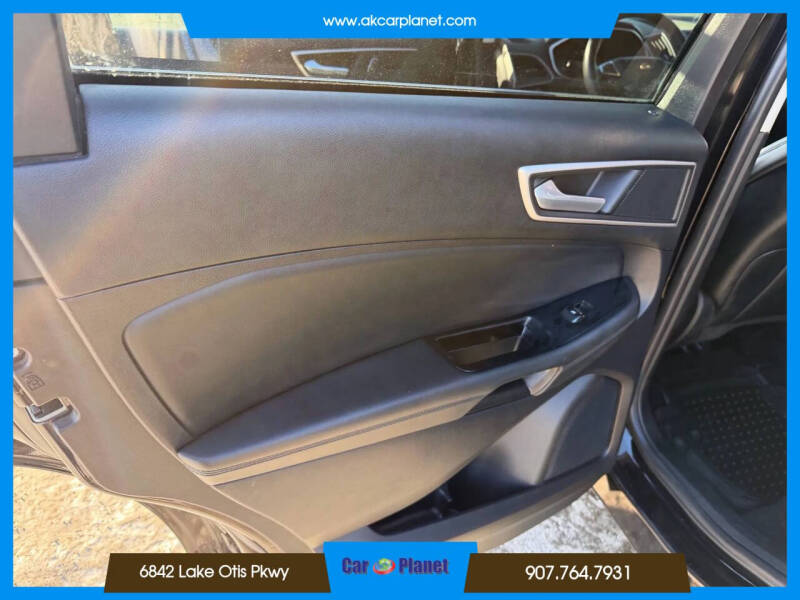 2020 Ford Edge