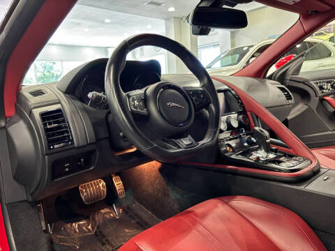 2014 Jaguar F-TYPE S