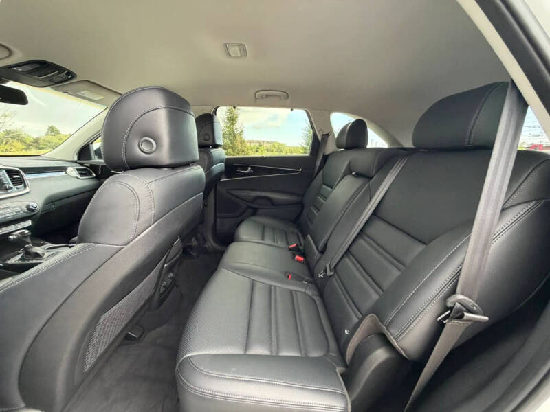 2017 Kia Sorento EX V6