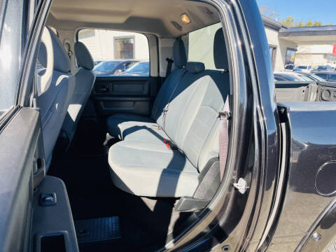 2017 RAM 1500 Express