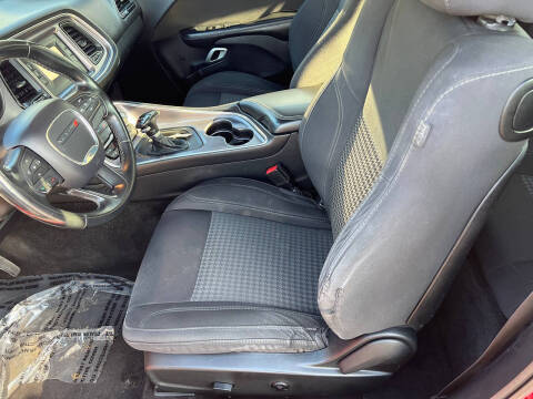 2015 Dodge Challenger SXT