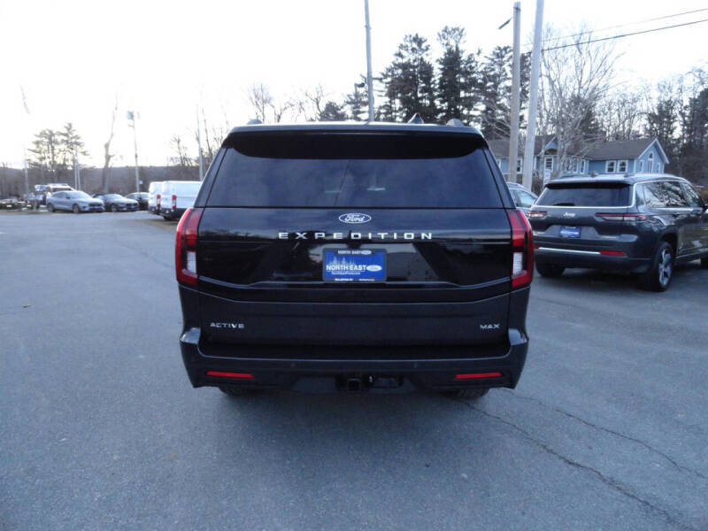 2026 Ford Expedition MAX Active