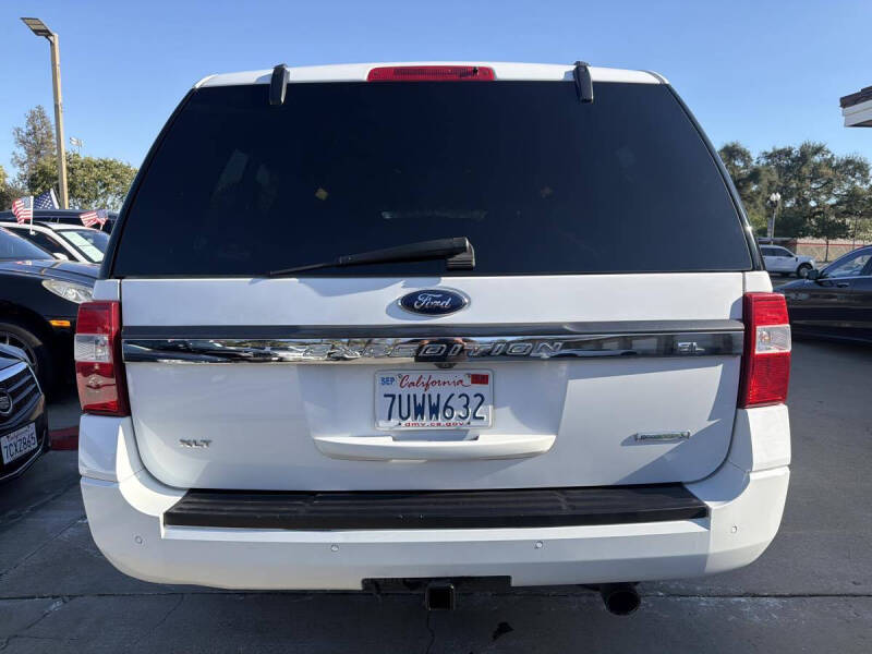 2017 Ford Expedition EL XLT