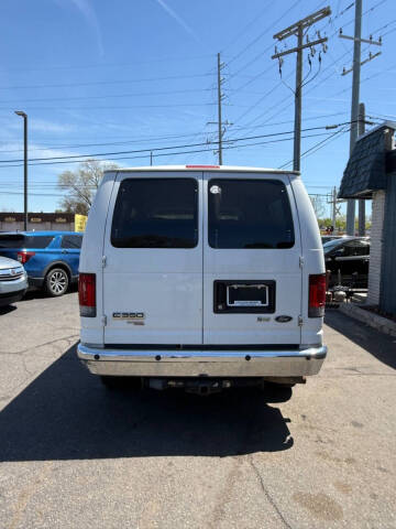 2011 Ford E-Series