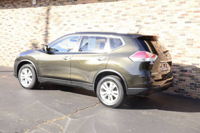 2016 Nissan Rogue SV