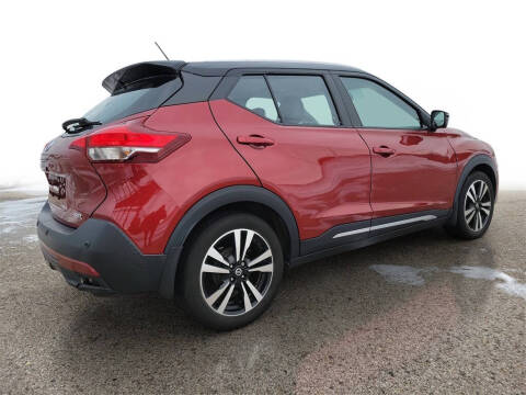 2020 Nissan Kicks SR