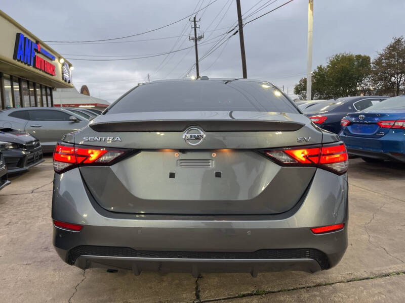 2022 Nissan Sentra SV