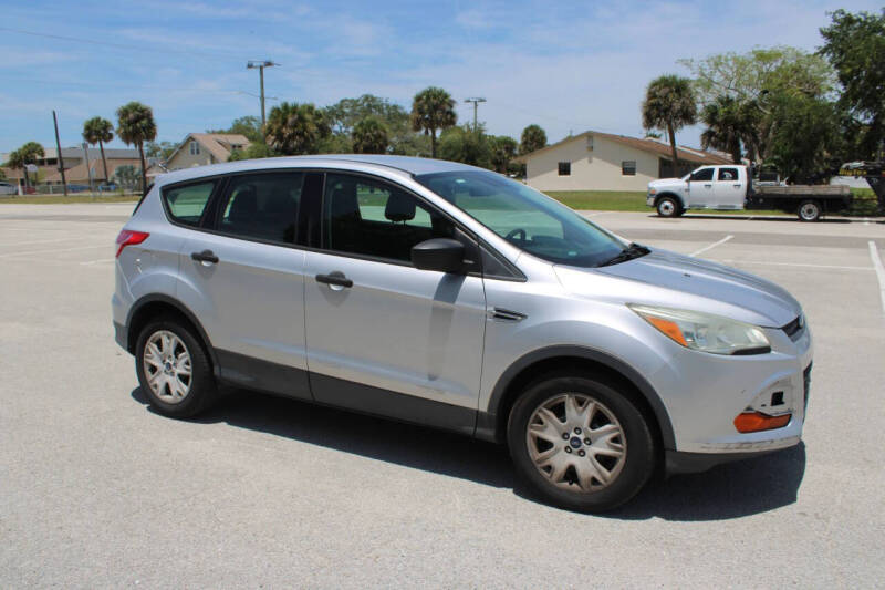 2016 Ford Escape S