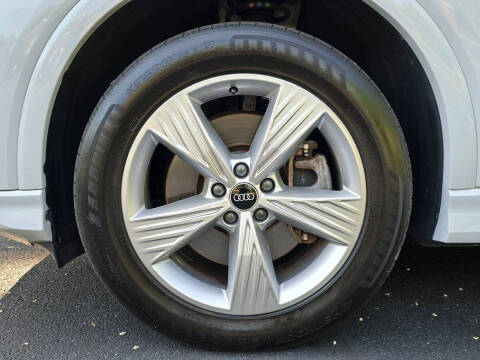 2023 Audi Q4 e-tron quattro Premium 50