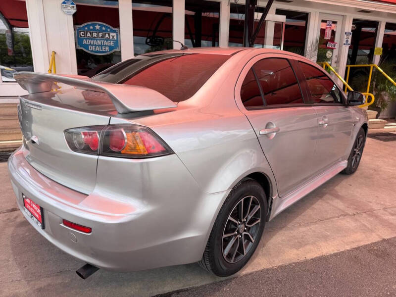 2017 Mitsubishi Lancer ES