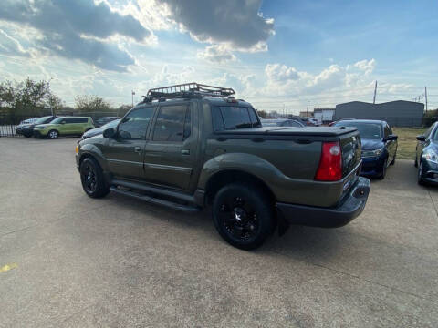 2004 Ford Explorer Sport Trac XLS