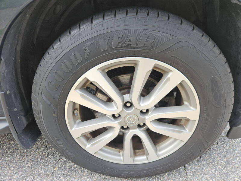 2015 Nissan Pathfinder SL