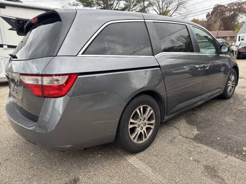 2011 Honda Odyssey EX-L w/DVD