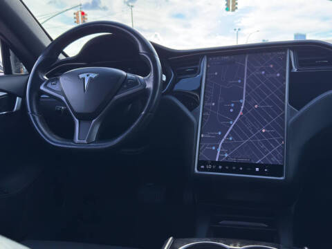 2018 Tesla Model S 75D