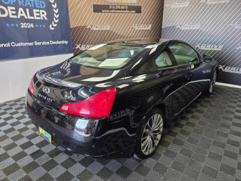 2011 Infiniti G37 Coupe x