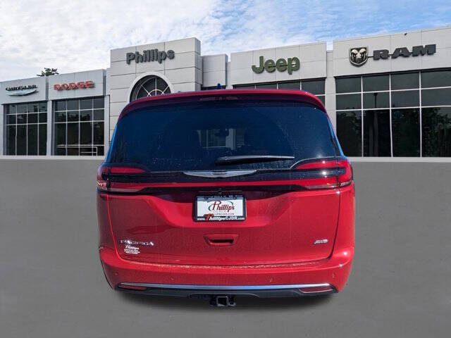 2026 Chrysler Pacifica Pinnacle
