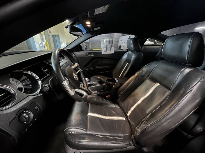2011 Ford Mustang GT Premium