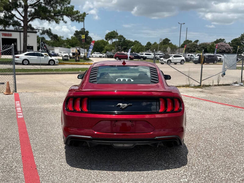 2020 Ford Mustang EcoBoost Premium