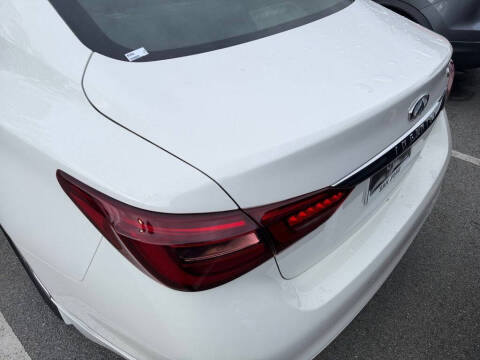 2021 Infiniti Q50 Luxe