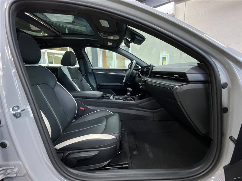 2026 Kia K5