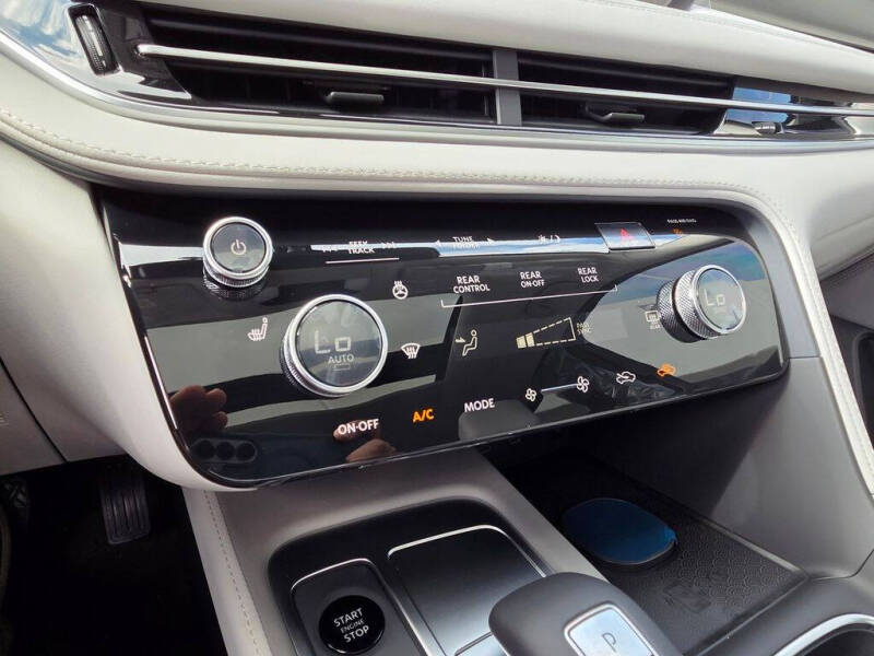 2027 Infiniti QX60 Pure