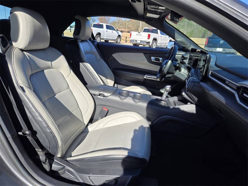 2024 Ford Mustang EcoBoost Premium