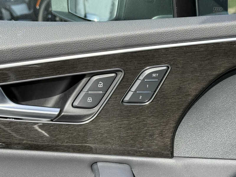 2024 Audi Q7 quattro Premium Plus 45 TFSI