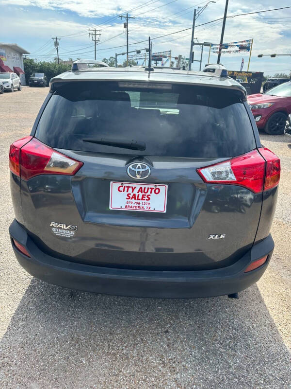 2015 Toyota RAV4 XLE