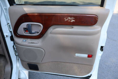 1999 GMC Suburban