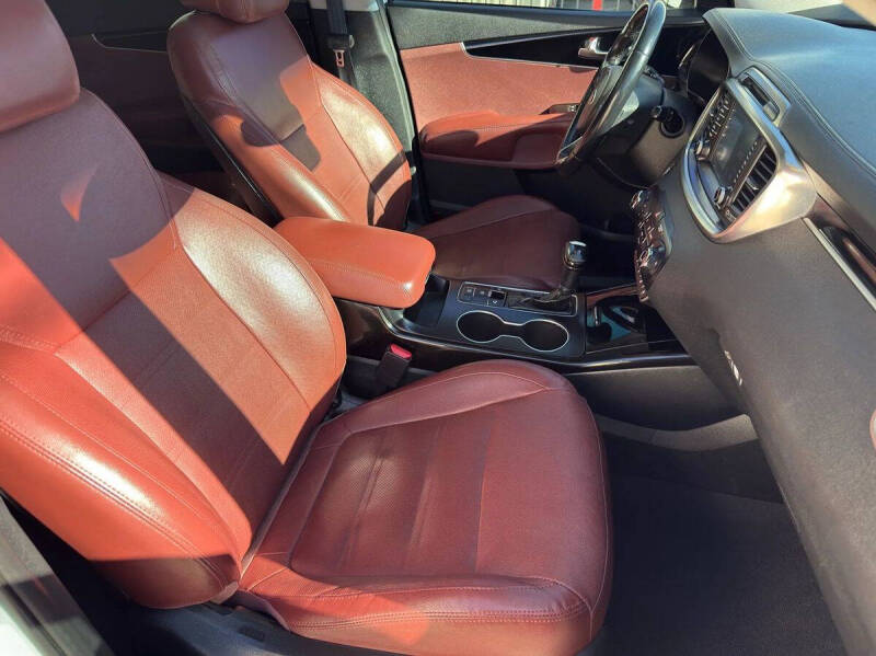 2017 Kia Sorento SX V6