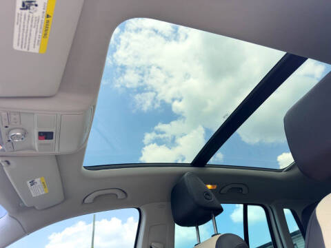 2017 Volkswagen Tiguan 2.0T Wolfsburg Edition