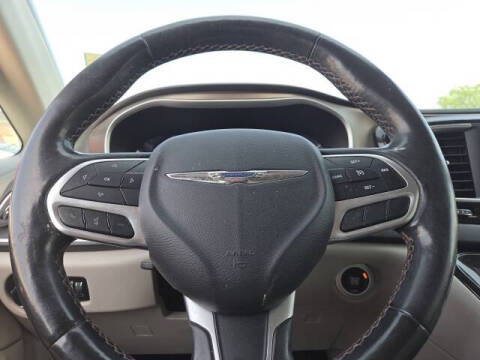 2019 Chrysler Pacifica Touring L