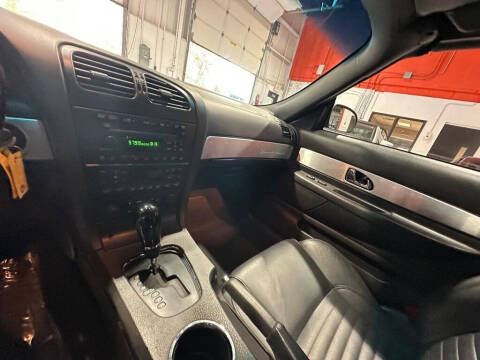 2002 Ford Thunderbird Deluxe