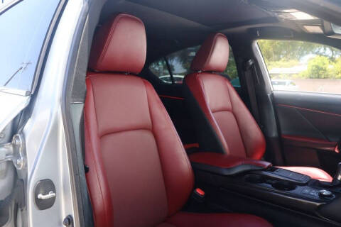 2023 Lexus IS 300