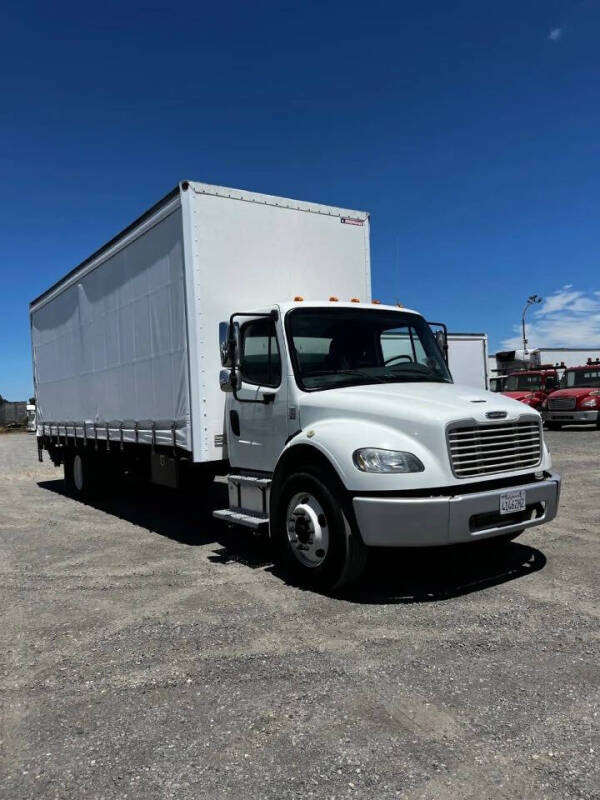 2018 Freightliner M2 106