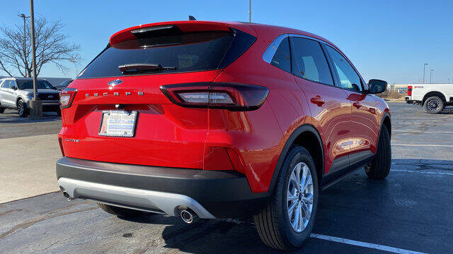2024 Ford Escape Active