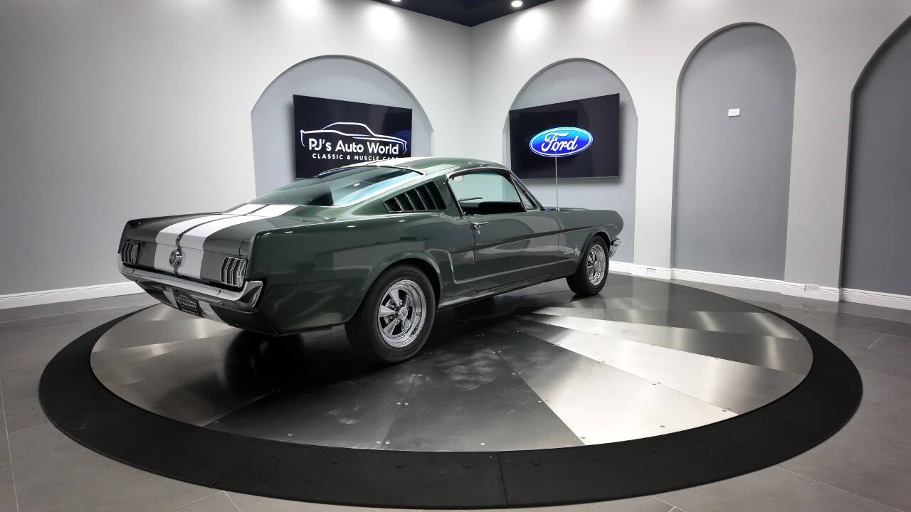 1965 Ford Mustang 6