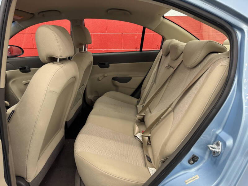 2009 Hyundai Accent GLS