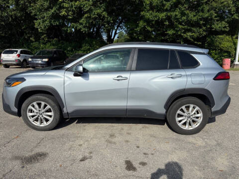 2024 Toyota Corolla Cross LE