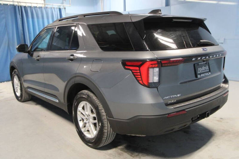 2025 Ford Explorer Active