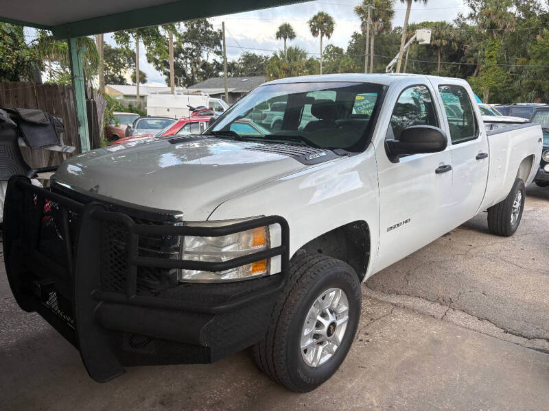 2013 Chevrolet Silverado 2500HD Work Truck's photo