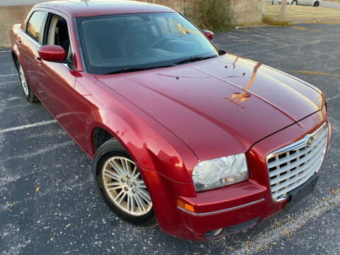 2008 Chrysler 300 for sale at Supreme Auto Gallery LLC in Kansas City MO