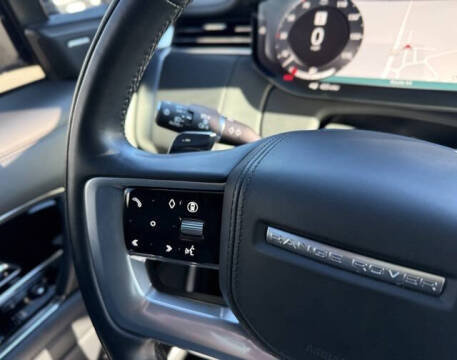 2024 Land Rover Range Rover P400 SE LWB