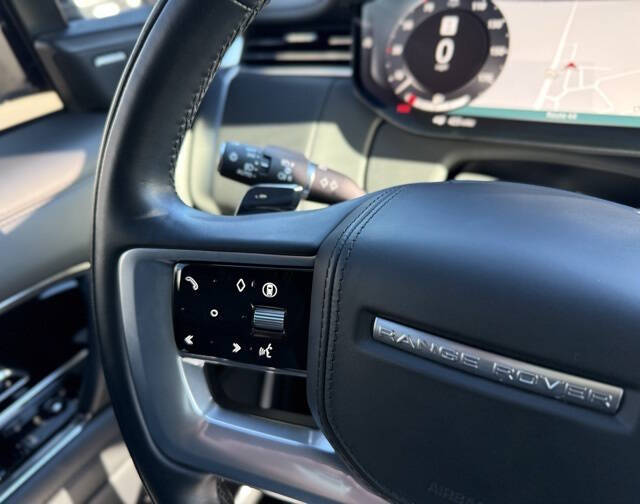 2024 Land Rover Range Rover P400 SE LWB