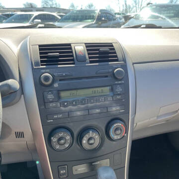 2009 Toyota Corolla LE