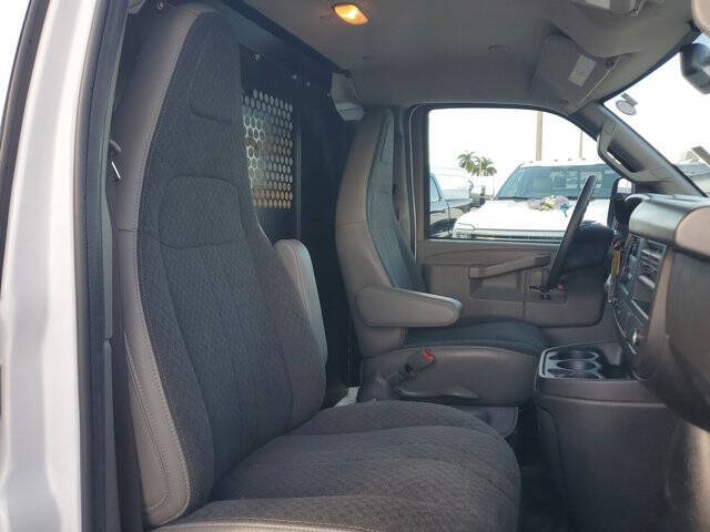 2024 Chevrolet Express 2500