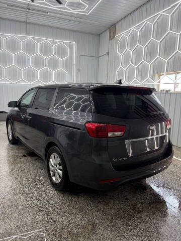 2017 Kia Sedona LX