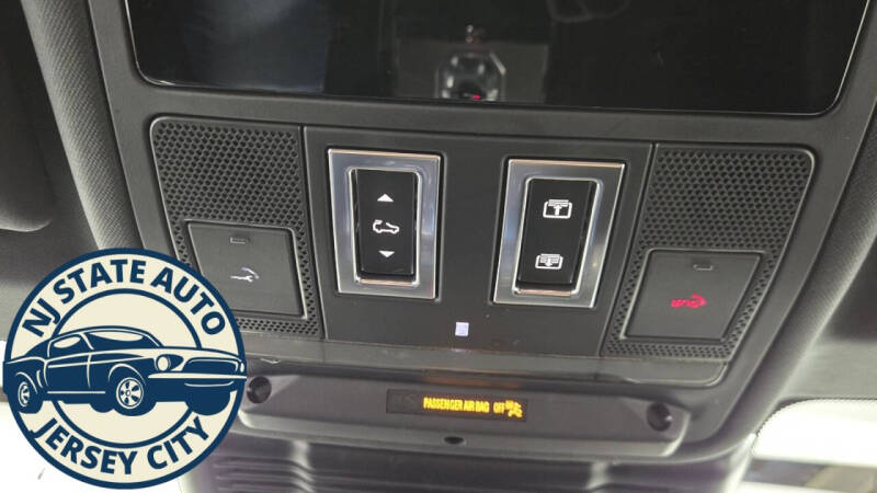 2023 Land Rover Range Rover Evoque P250 R-Dynamic SE