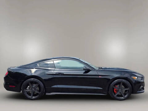 2017 Ford Mustang V6