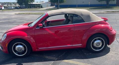 2013 Volkswagen Beetle Convertible for sale at In Motion Sales LLC in Olathe KS